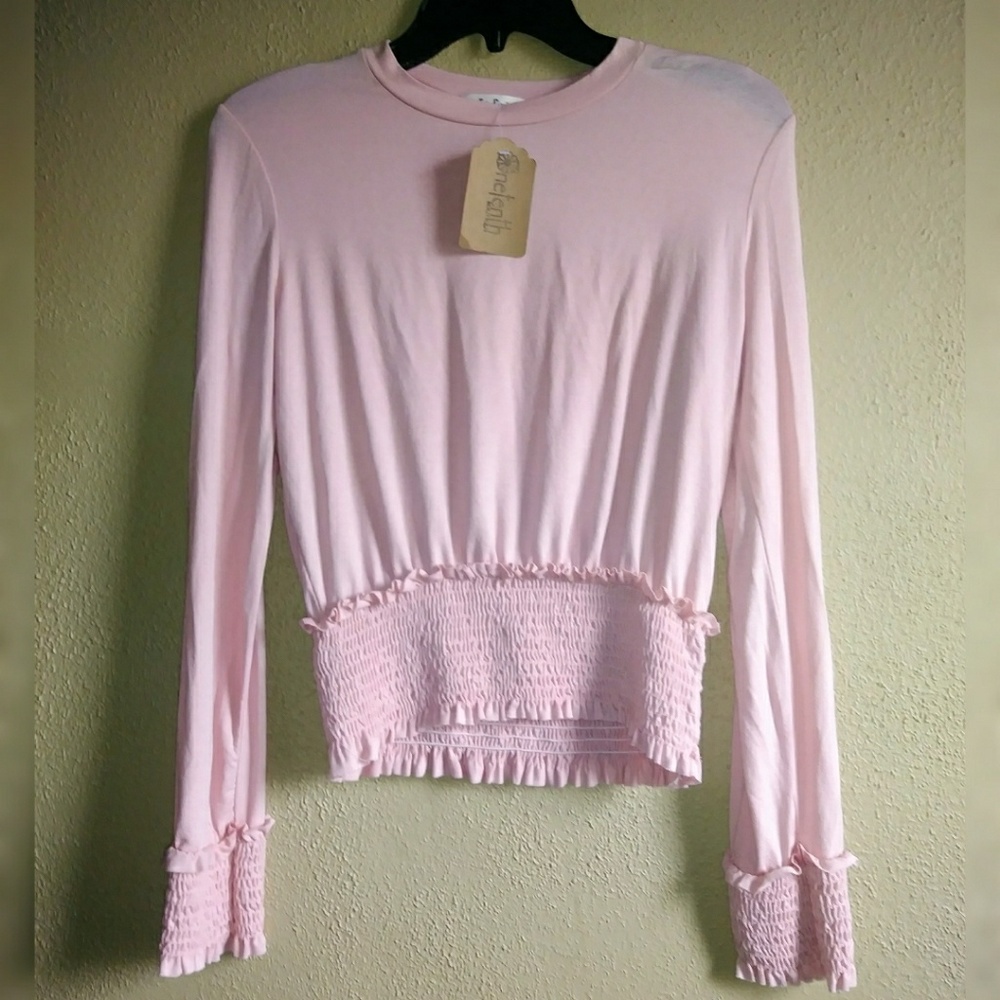 Tres Bien Boutique Blush Top NWT